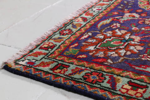 Tabriz Red Hand Knotted 83 X 113  Area Rug 99-111775 Image 10