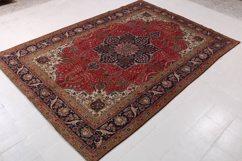 Tabriz Red Hand Knotted 84 X 121  Area Rug 99-111776 Image 2