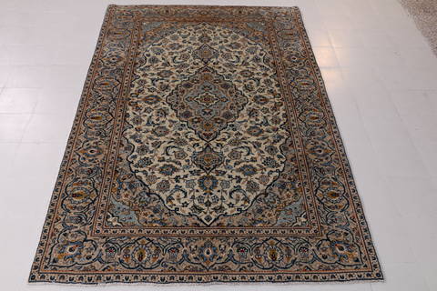 Kashan Beige Hand Knotted 63 X 911  Area Rug 99-111783 Image 1