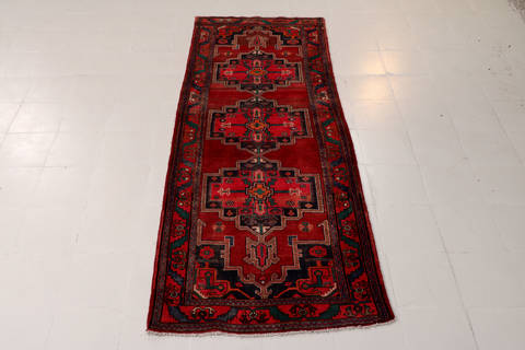 Hamedan Red Runner Hand Knotted 37 X 90 Area Rug 99-111797 Image 2