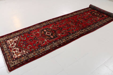 Hamedan Red Runner Hand Knotted 34 X 131 Area Rug 99-111836 Image 4