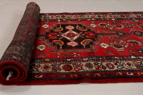 Hamedan Red Runner Hand Knotted 34 X 131 Area Rug 99-111836 Image 6