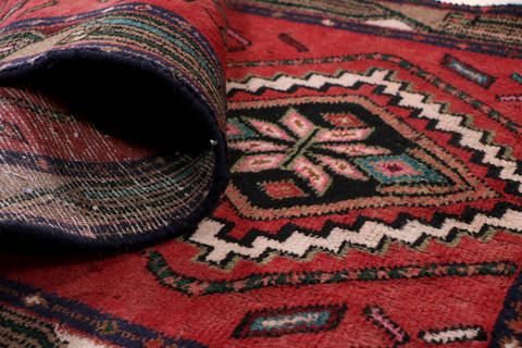 Hamedan Red Hand Knotted 26 X 411 Area Rug 99-111839 Image 12