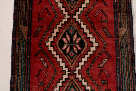 Hamedan Red Hand Knotted 26 X 411 Area Rug 99-111839 Image 5