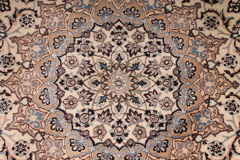 Nain Beige Hand Knotted 116 X 149 Area Rug 254-111873 Image 5