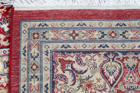 Pak-Persian Red Hand Knotted 82 X 101 Area Rug 700-111897 Image 6