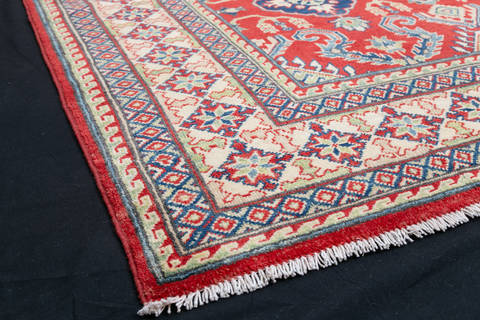 Kazak Red Hand Knotted 69 X 910 Area Rug 700-111898 Image 4