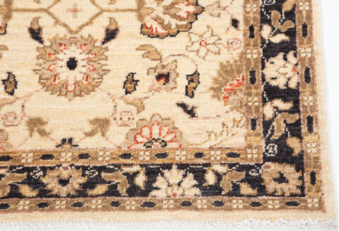 Chobi Beige Runner Hand Knotted 29 X 97  Area Rug 700-111959 Image 4