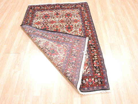 Bidjar Red Hand Knotted 37 X 50 Area Rug 100-111974 Image 8