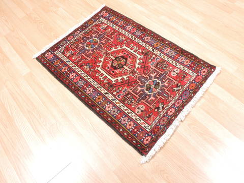 Baluch Red Hand Knotted 25 X 34 Area Rug 100-111987 Image 3