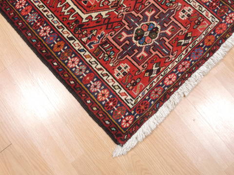 Baluch Red Hand Knotted 25 X 34 Area Rug 100-111987 Image 4