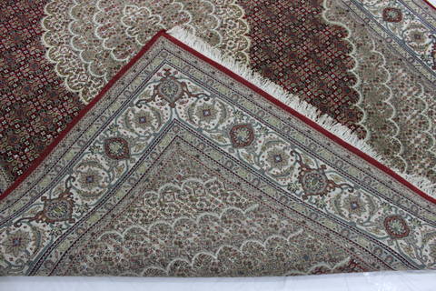 Mahi Red Hand Knotted 69 X 910 Area Rug 902-111996 Image 3