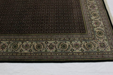 Mahi Black Hand Knotted 80 X 99 Area Rug 902-112007 Image 2