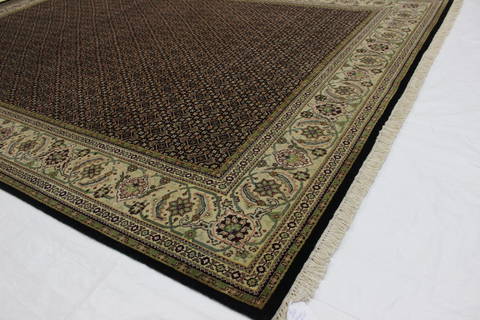 Mahi Black Hand Knotted 65 X 98 Area Rug 902-112011 Image 1