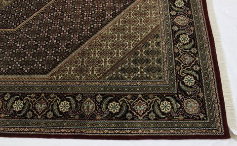 Mahi Red Hand Knotted 66 X 100 Area Rug 902-112015 Image 2