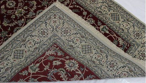 Nain Red Hand Knotted 57 X 81 Area Rug 902-112050 Image 3