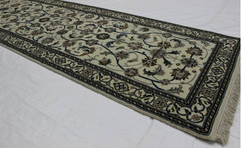 Nain Beige Runner Hand Knotted 26 X 1210 Area Rug 902-112106 Image 2