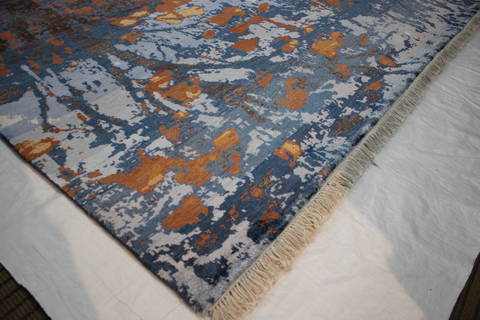 Modern Blue Hand Knotted 710 X 100 Area Rug 902-112113 Image 1