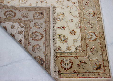 Jaipur White Hand Knotted 41 X 61 Area Rug 905-112175 Image 2