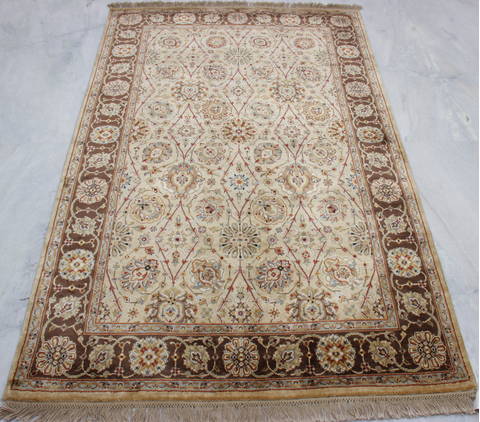 Jaipur Yellow Hand Knotted 310 X 64 Area Rug 905-112223 Image 1