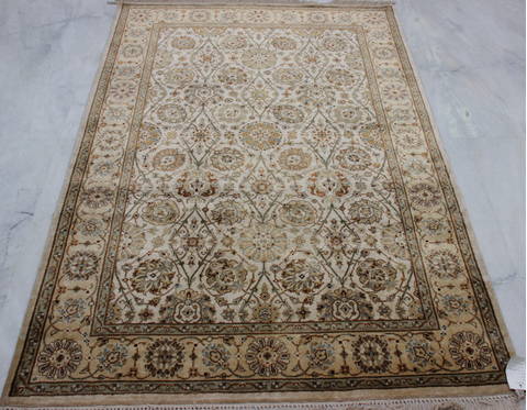 Jaipur Beige Hand Knotted 41 X 60 Area Rug 905-112267 Image 1