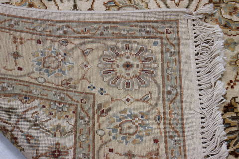 Jaipur Beige Hand Knotted 41 X 60 Area Rug 905-112267 Image 3