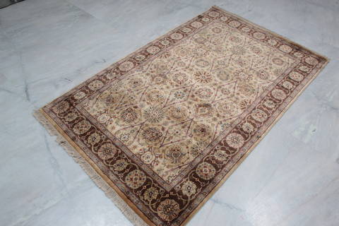 Jaipur Yellow Hand Knotted 310 X 61 Area Rug 905-112269 Image 4