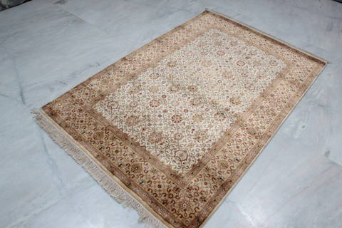 Jaipur White Hand Knotted 41 X 62 Area Rug 905-112270 Image 4
