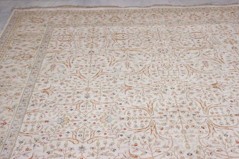 Jaipur Beige Hand Knotted 91 X 121 Area Rug 905-112273 Image 4