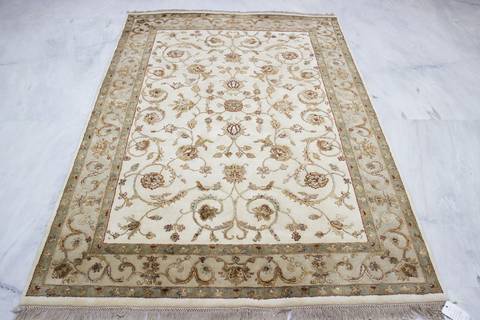 Jaipur White Hand Knotted 50 X 72 Area Rug 905-112309 Image 1