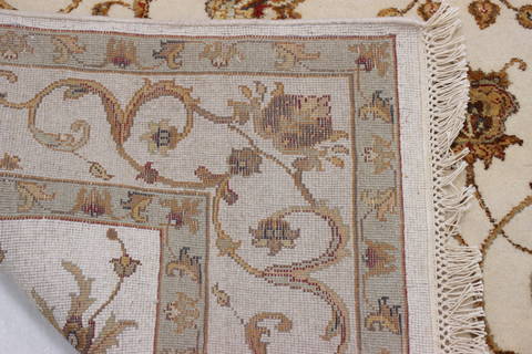 Jaipur White Hand Knotted 51 X 73 Area Rug 905-112311 Image 3