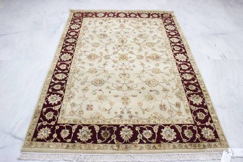 Jaipur White Hand Knotted 50 X 72 Area Rug 905-112334 Image 1