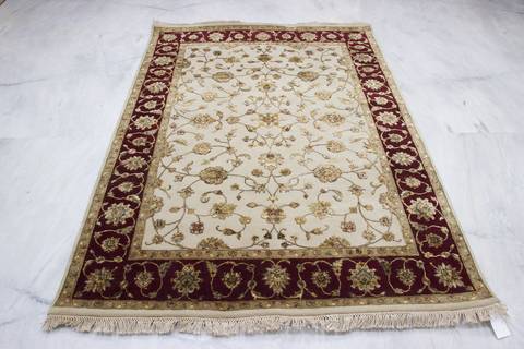 Jaipur White Hand Knotted 51 X 72 Area Rug 905-112335 Image 1