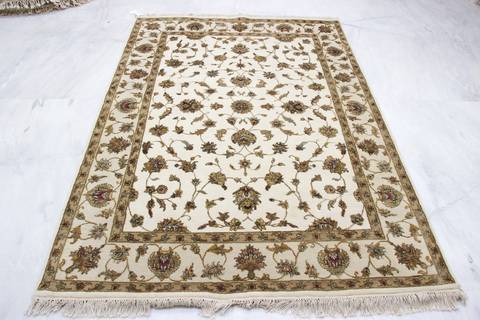 Jaipur White Hand Knotted 50 X 71 Area Rug 905-112341 Image 2