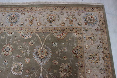 Jaipur Green Hand Knotted 90 X 123 Area Rug 905-112350 Image 6