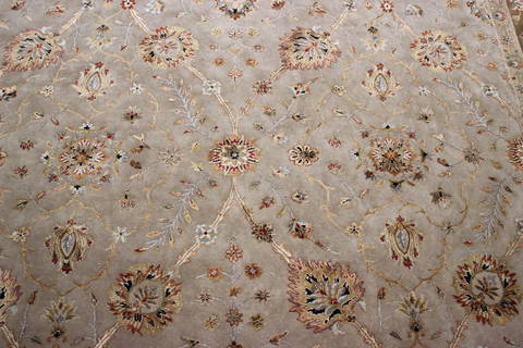 Jaipur Beige Hand Knotted 92 X 122 Area Rug 905-112353 Image 3