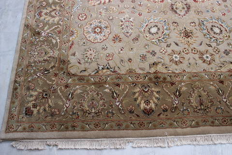 Jaipur Beige Hand Knotted 81 X 105 Area Rug 905-112359 Image 1