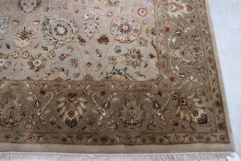 Jaipur Beige Hand Knotted 81 X 105 Area Rug 905-112359 Image 2