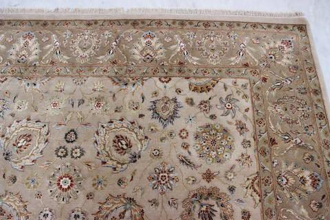 Jaipur Beige Hand Knotted 81 X 105 Area Rug 905-112359 Image 5