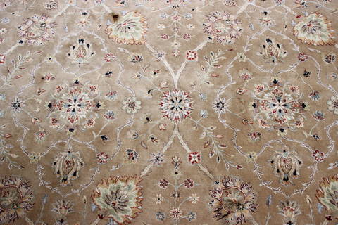 Jaipur Yellow Hand Knotted 82 X 102 Area Rug 905-112364 Image 3