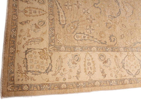Ziegler Beige Hand Knotted 90 X 116 Area Rug 254-112365 Image 4