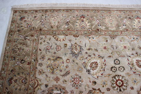 Jaipur Beige Hand Knotted 80 X 103 Area Rug 905-112381 Image 4