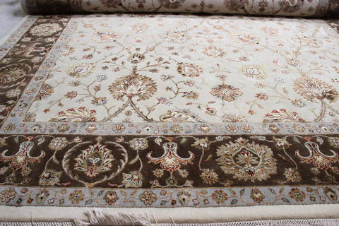 Jaipur White Hand Knotted 82 X 103 Area Rug 905-112389 Image 8
