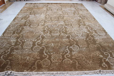 Modern Brown Hand Knotted 92 X 123 Area Rug 905-112406 Image 2