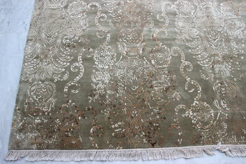 Modern Green Hand Knotted 90 X 121 Area Rug 905-112408 Image 1