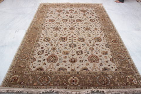Jaipur Beige Hand Knotted 60 X 92 Area Rug 905-112434 Image 3