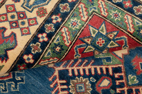 Kazak Blue Hand Knotted 68 X 93 Area Rug 700-112437 Image 5
