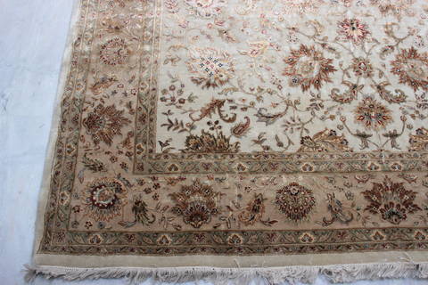 Jaipur White Hand Knotted 711 X 102 Area Rug 905-112518 Image 1
