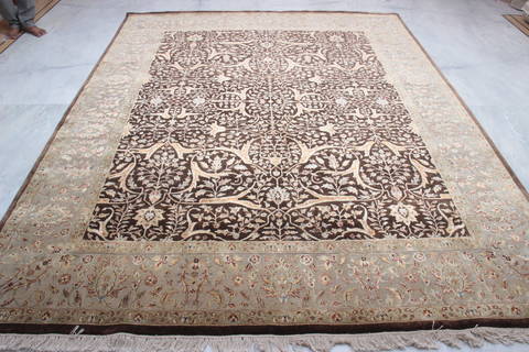 Jaipur Brown Hand Knotted 81 X 101 Area Rug 905-112520 Image 6