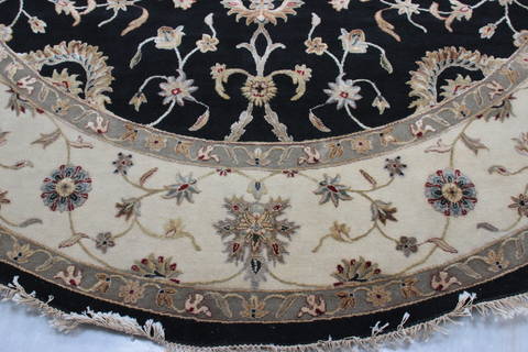 Jaipur Black Round Hand Knotted 100 X 102 Area Rug 905-112555 Image 1